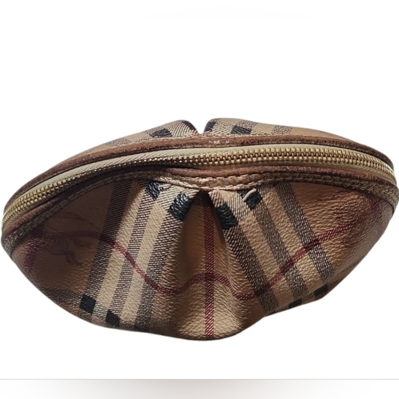 Burberry Handkercheif Makeup Bag - Picture 3 of 8